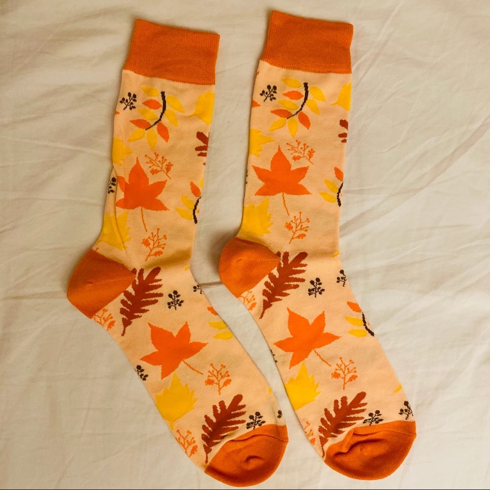 3 for $20 NWOT fall leaf socks - Picture 2 of 5